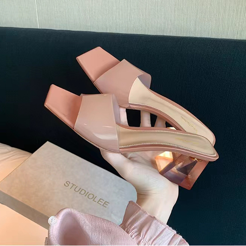 Grape Mom's Same Style Crystal Chunky High-Heeled Platform Square-Toe Open-Toe Sandals for Women, Suitable for Summer Outdoor Wear