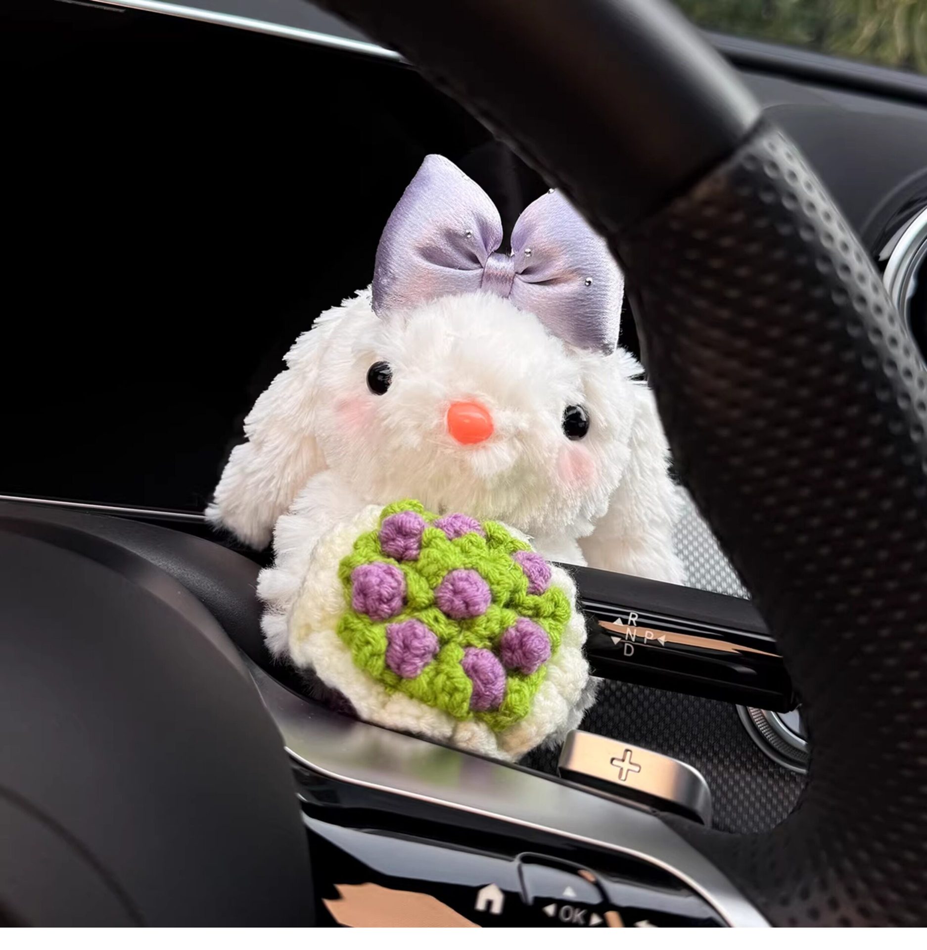 Cute Rabbit Car Dashboard Doll Interior Wiper Turn Signal Decoration High-End Ornament 2026 New Model