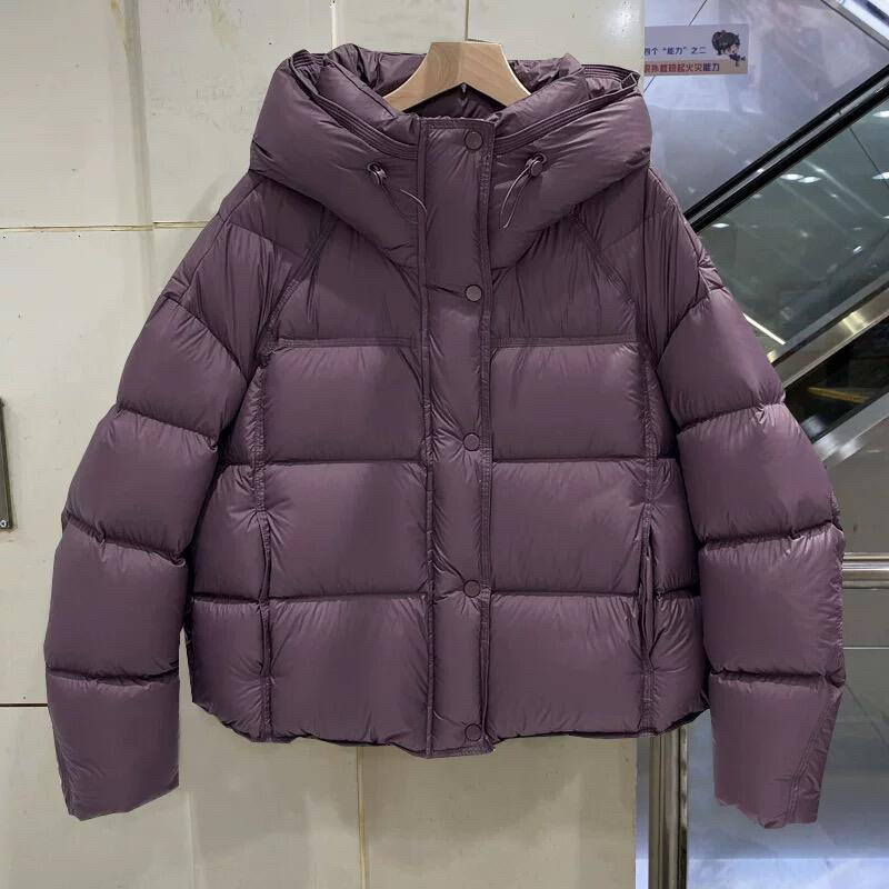 진한 보라색