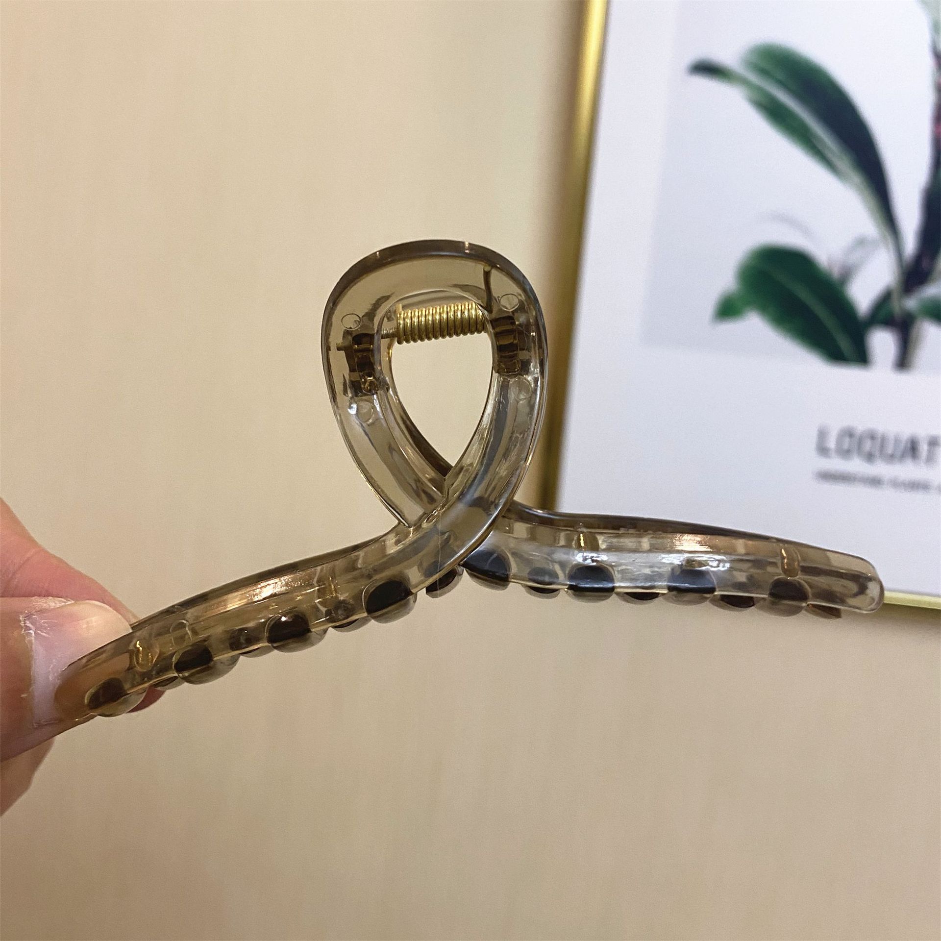 Elegante temperamento tocadillo de gran tamaño agarrar pinzas de cabello acrílico cabeza de mujer agarrar pinzas de cabello nuevo verano