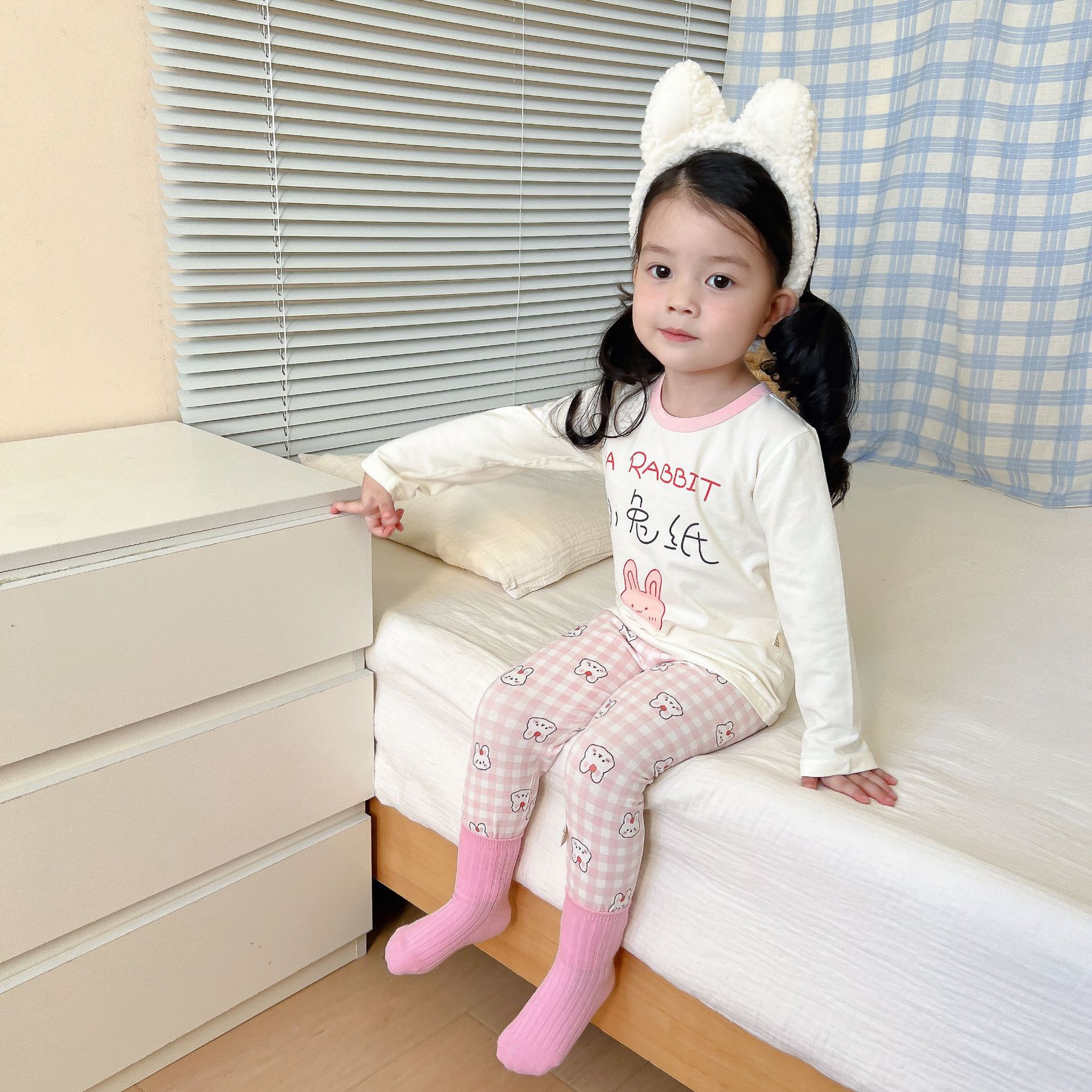 Ropa de otoño para niños medianos y grandes pantalones largos Tong Beijia versión sin hueso AB traje de Lycra de dibujos animados para niños y niñas Serie Ligera de lujo conjunto de Lycra