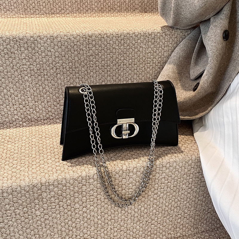 Bolso debajo de la axila para mujeres 2024 verano nuevo estilo de moda versátil bolso cuadrado pequeño nicho coreano de alta calidad bolso de moda