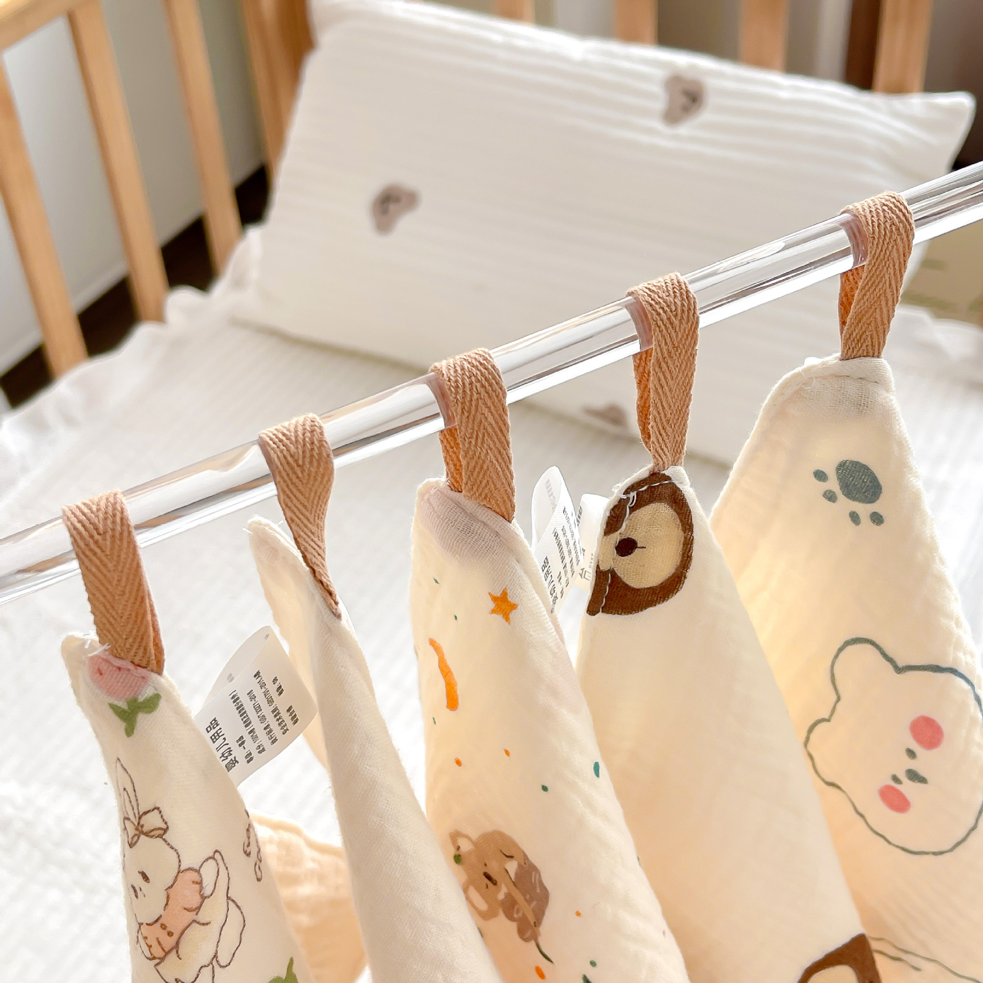 Children's gauze eating bib, towel, handkerchief for new born, soft wet wipes for face washing, water absorbent, wholesale