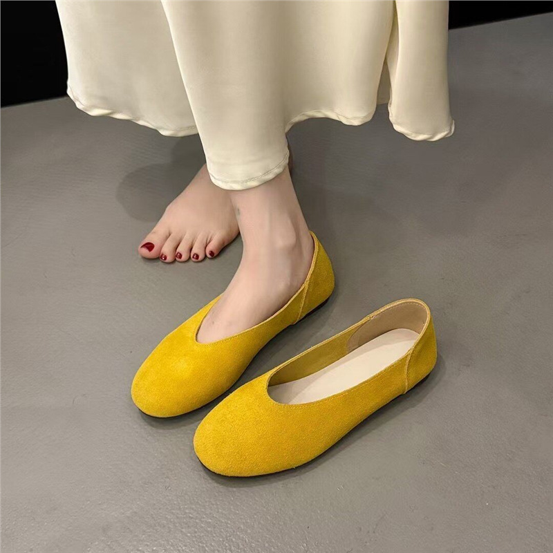Soft Leather Yellow Exquisite Shallow-Mouthed Flat Shoes for Women, Soft Flat-Soled 2026 New Summer-Autumn Slip-On Fashion Grandma Shoes Soft Leather Yellow Exquisite Shallow-Mouthed Flat Shoes for Women, Soft Flat-Soled 2026 New Summer-Autumn Slip-On Fashion Grandma Shoes
