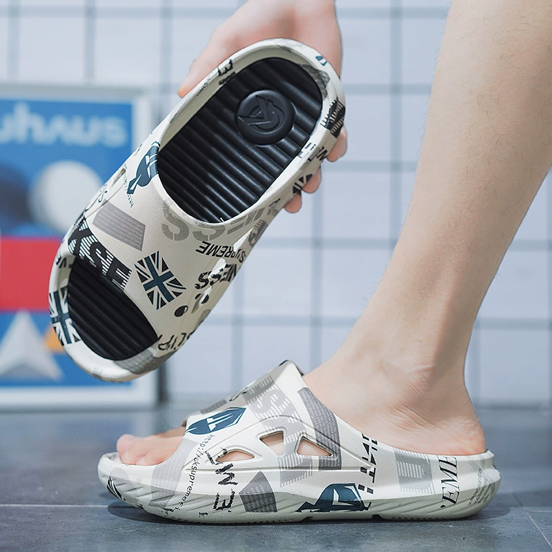 Тапочки Мужская верхняя одежда Нескользящая толстая подошва Лето 2023 Новое поступление Мужские модные Студенческие сандалии в Корейском стиле