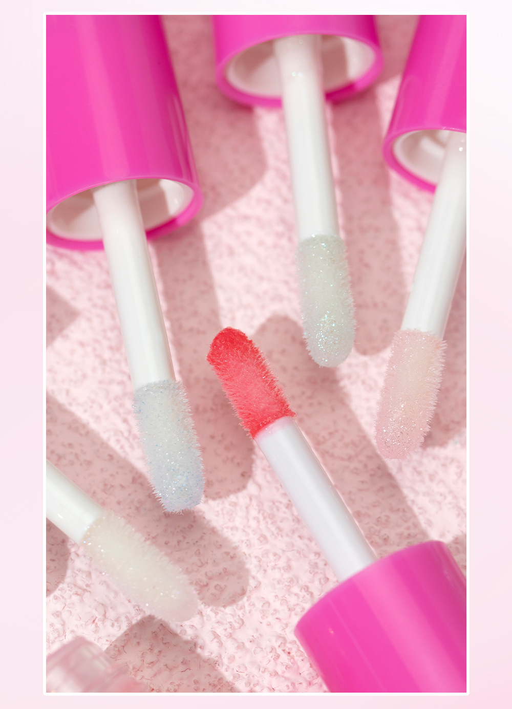 QIBEST Cross-border Mirror Pearlescent Lip Oil Moisturizes, hydrates, hydrates, softens, is transparent, natural and long-lasting, and prevents dry and chapping lips undefined