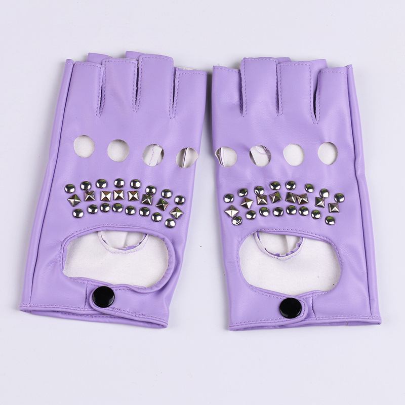Hip hop medio dedo guantes club nocturno para hombres guantes de remache de baile de polo rendimiento baile de primavera y verano rendimiento de baile guantes de cuero