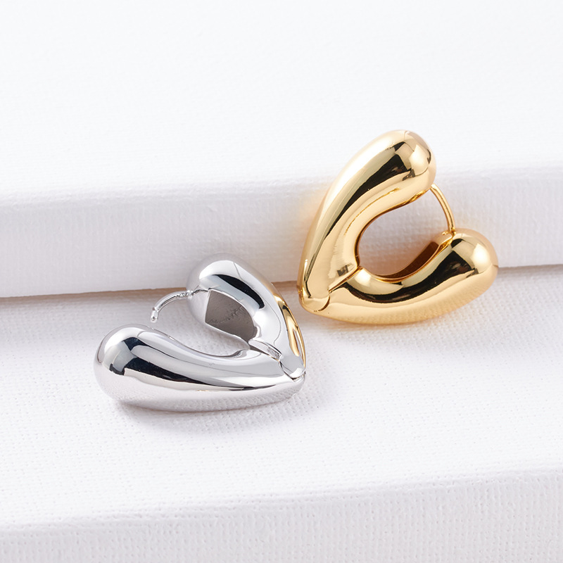 Heart Shape Pattern 1 Pair Fashion Heart Shape Plating Copper 18k Gold Plated Earrings