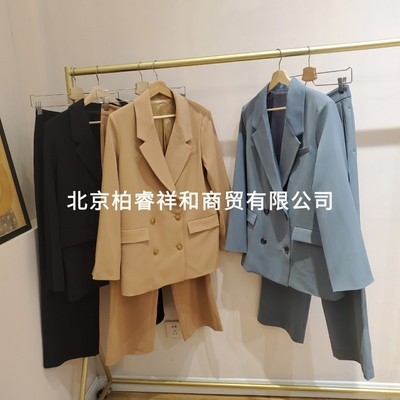 21 Early spring new pattern lady atmosphere grace Temperament models man 's suit suit Easy A type Ably Small suit