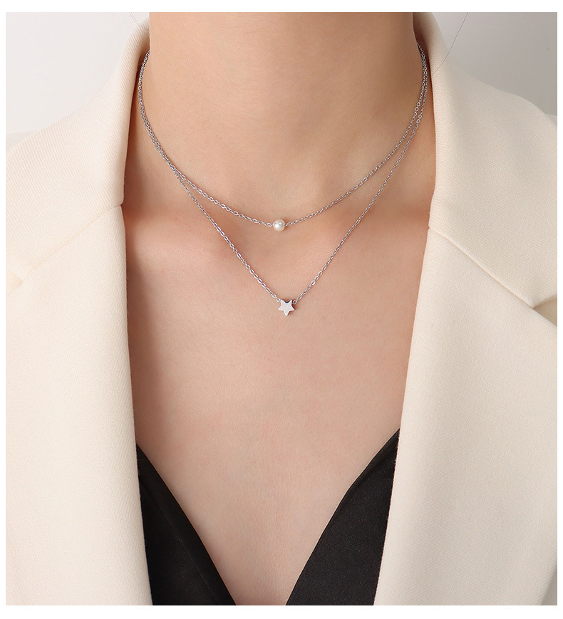 Five-pointed Star Pendant Imitation Pearl Necklace Double Layered Titanium Steel Clavicle Chain display picture 4