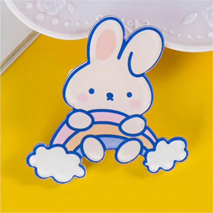 日韓アニメバッジのアクリルブローチが可愛いです。|undefined