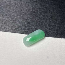 抖音货源天然翡翠A货 带色马鞍戒面一件可代发带证书