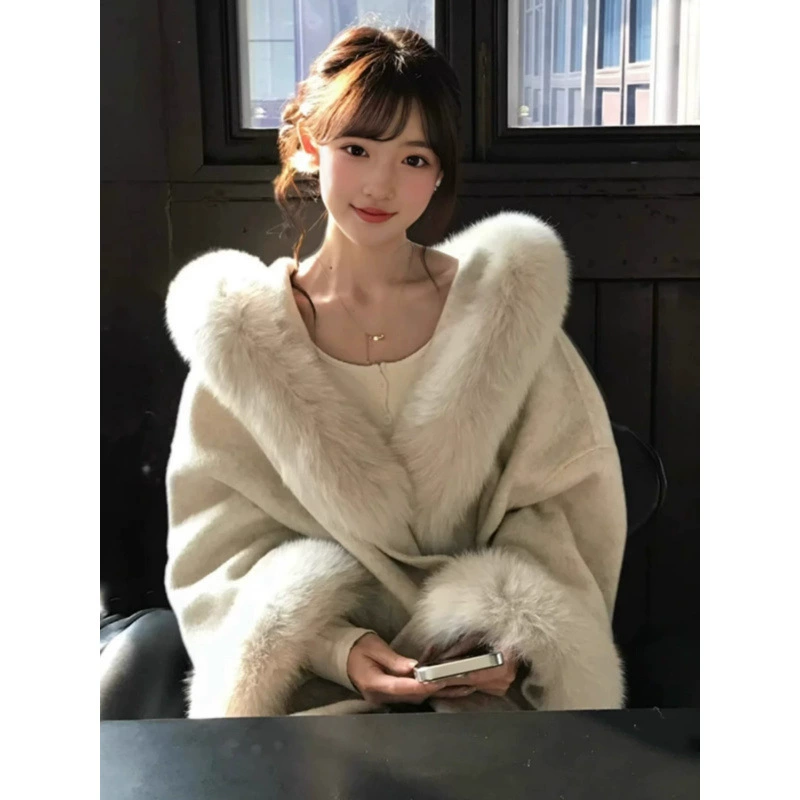 Пушистые шерстяные пальто женские осенние и зимние