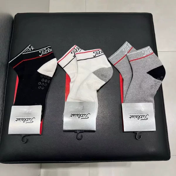 26 Years of New Korean Golf Socks for Men and Women, Couple Style, Summer Casual Sports Towel-Soled Non-Slip Short Socks
