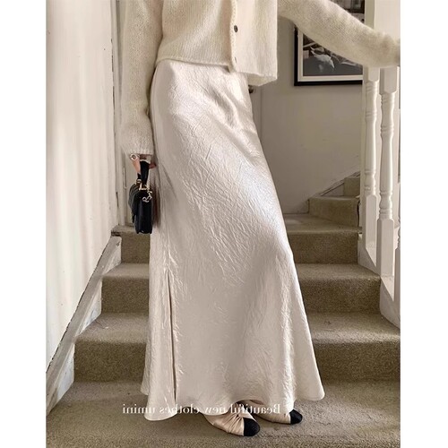 French solid acetate satin side slit semi-body skirt for women - spring new arrival, high-waisted, slimming, elegant long fish-tail skirt