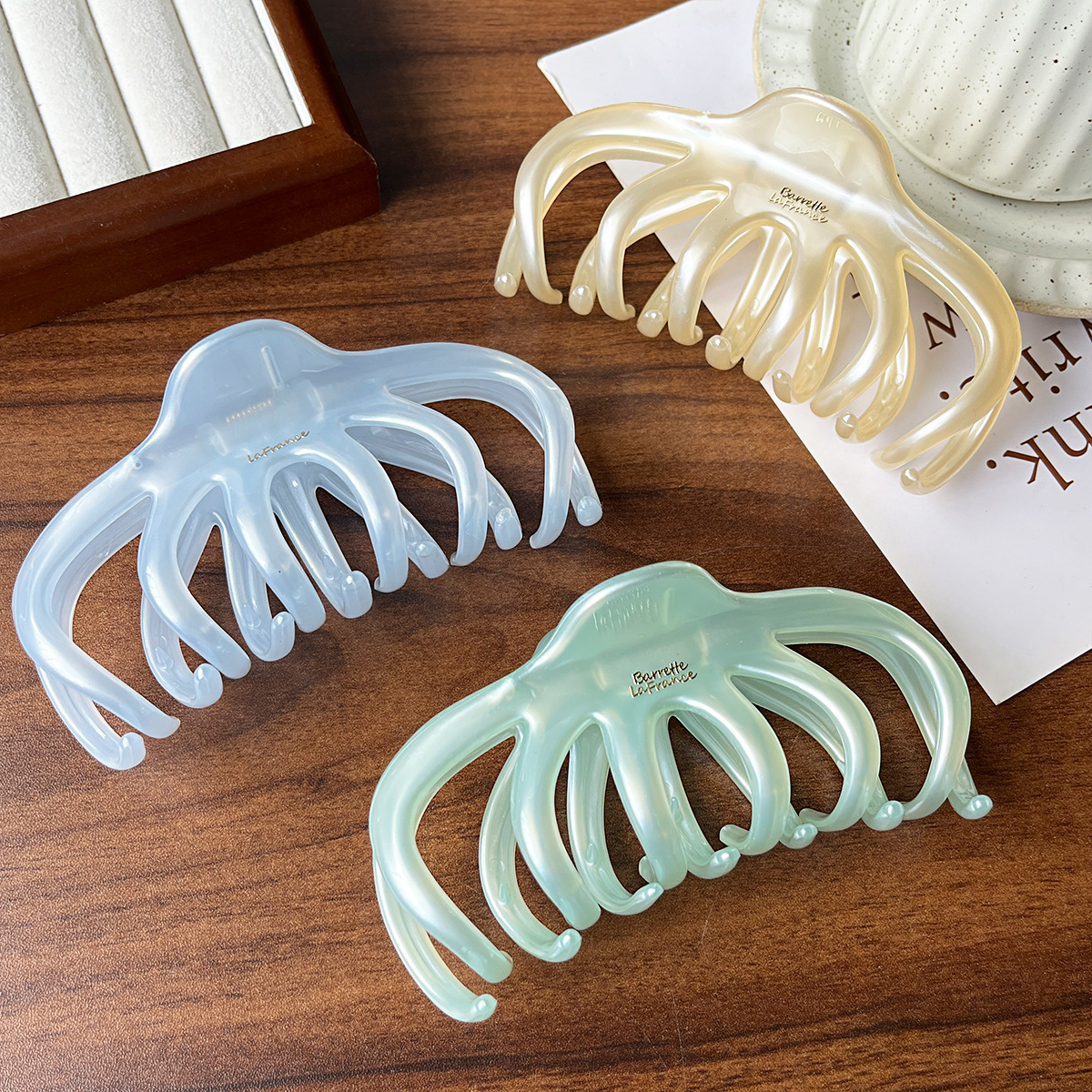 plástico francés simple textura crema calabaza clip de agarre toque de cabello disco de cabello detrás del cerebro clip de pescado de alta calidad agarre de cabello
