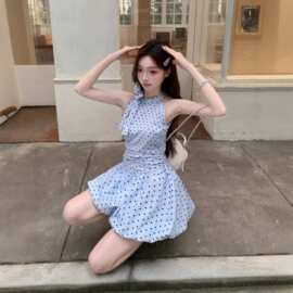 波点绑带挂脖连衣裙女装夏季海边度假辣妹收腰花苞短裙子小个子