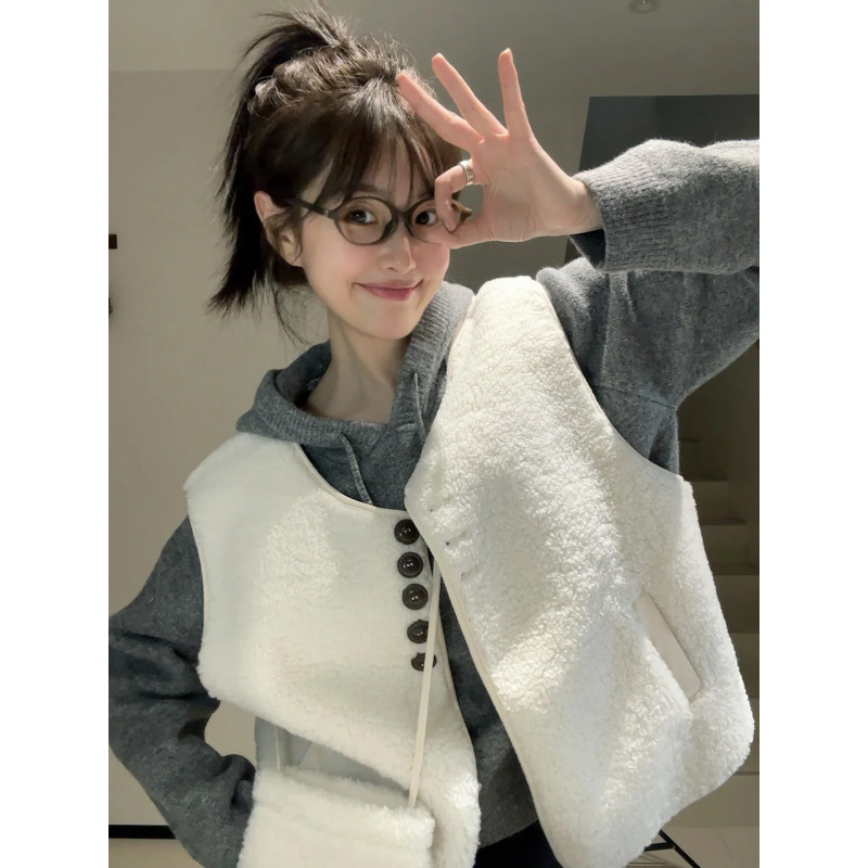 Lamb Fur All-In-One Vest Jacket for Women 2025 New Autumn and Winter Imitation Fur Design Vest Top