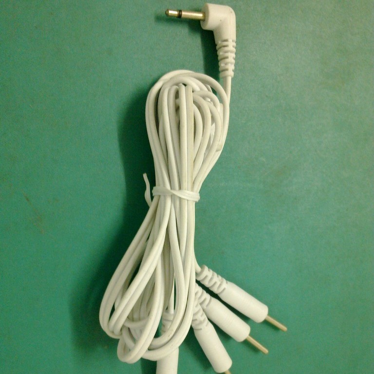 厂家批量供应一拖四针 一拖四扣 理疗导线 理疗输出线