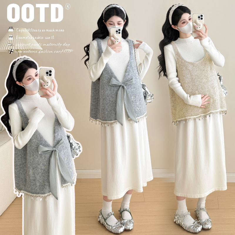 Maternity Wear 2025 Outer Wear Autumn and Winter Sweater Vest Bow Embroidered Knitted Bottoming Shirt Dress Two-Piece Suit Maternity Wear 2025 Outer Wear Autumn and Winter Sweater Vest Bow Embroidered Knitted Bottoming Shirt Dress Two-Piece Suit