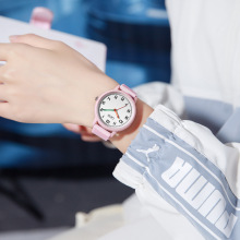 歌迪简约学生公务员考试专用表糖果色硅胶表女士铅笔针石英手表