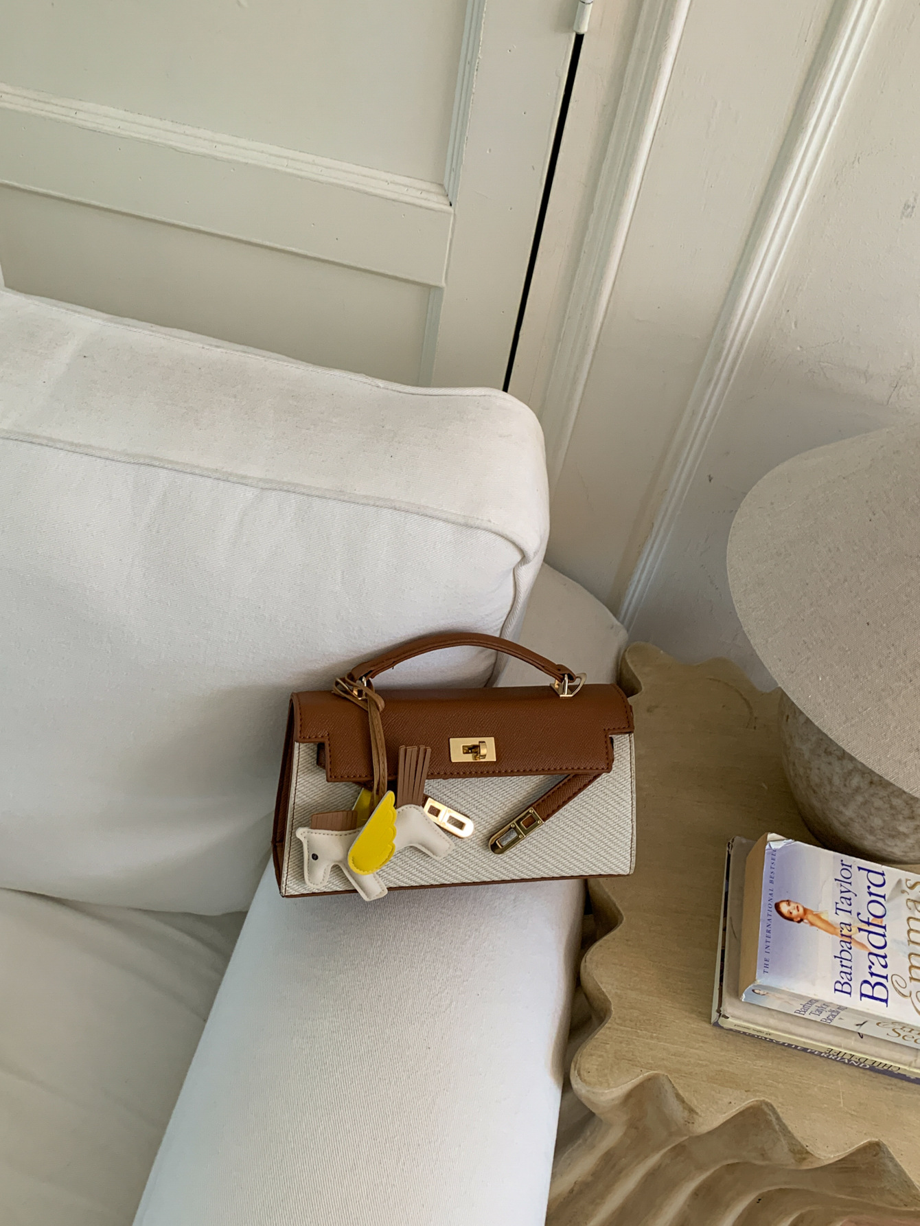 Bolsa de mano transfronteriza de estilo extranjero, bolso de mano de estilo extranjero de alta calidad, bolso de hombro de moda retro casual universal