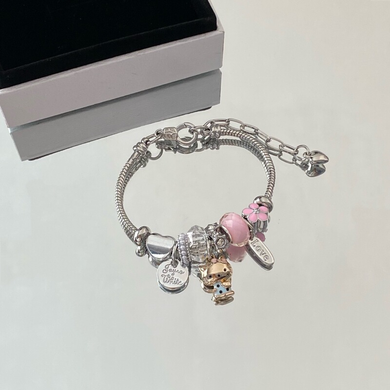 Amazon Cross-Border Hello Kitty Pendant Beaded Bracelet for Women Cute and Exquisite Stainless Steel Jewelry