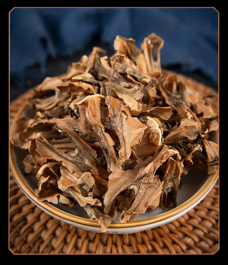 Fenxinmu Dried Walnut Septum 500g Traditional Herbal Tea Ingredient in use