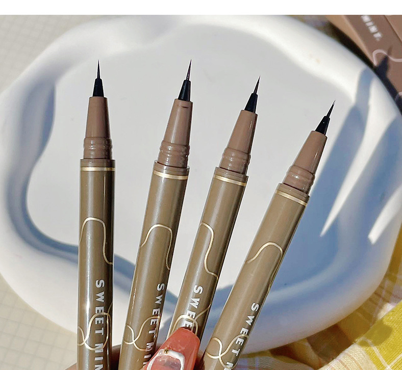 Wholesale of sweet mint Fine eyeliner Pen, waterproof, sweat-proof, long-lasting and non-staining brown liquid eyeliner pen undefined