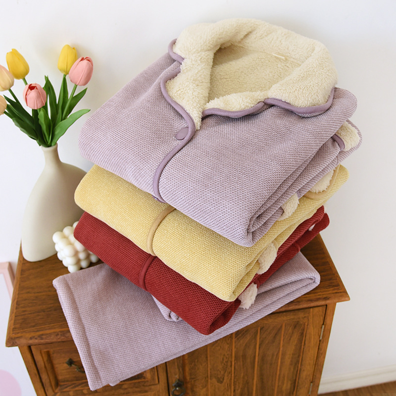 Autumn and Winter jacquard small plaid chenille composite velvet women's suit pajamas new thickened encryption warm home wear
