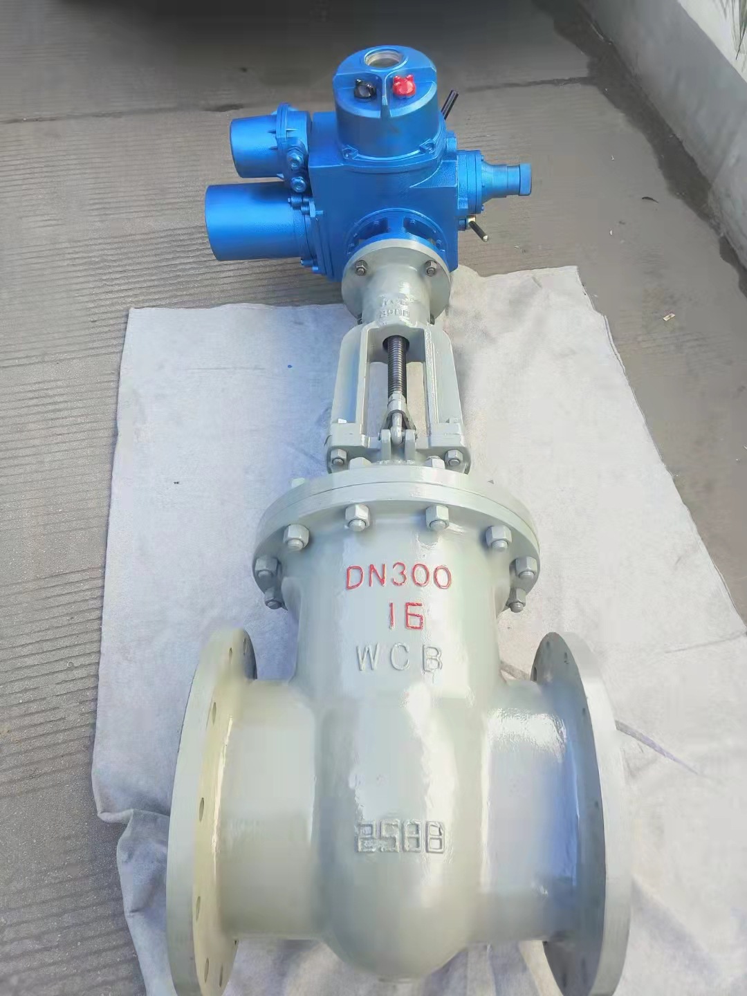 73fe0a223a5c43bd46fe0dd8d5372c