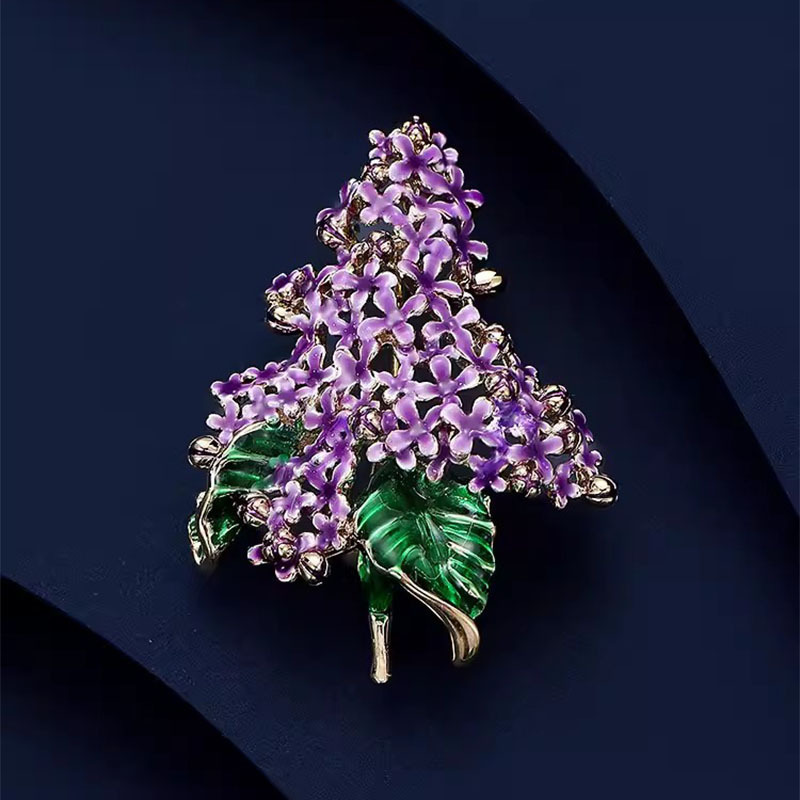 紫のライラックの花のブローチの高級な女性の気質のエナメルの色の胸の花の小さい大衆の高級感の防光ピンは装飾品を配合します。|undefined