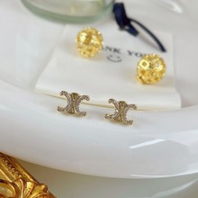 韓版時尚小眾設計感英文字母鏤空小金球耳釘輕奢耳飾一款兩戴氣質