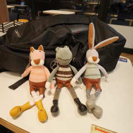 新品大长腿兔子毛绒公仔钥匙扣挂件可爱情侣包包挂饰抓机娃娃批发