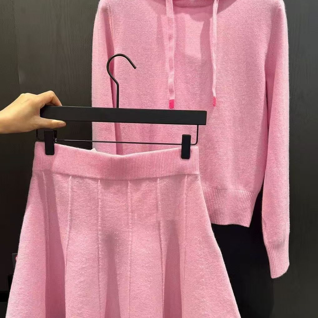 Autumn and Winter New Korean Golf Clothing Women's Suit Round Neck Long-Sleeved Knitwear Fashionable Versatile Casual Pants