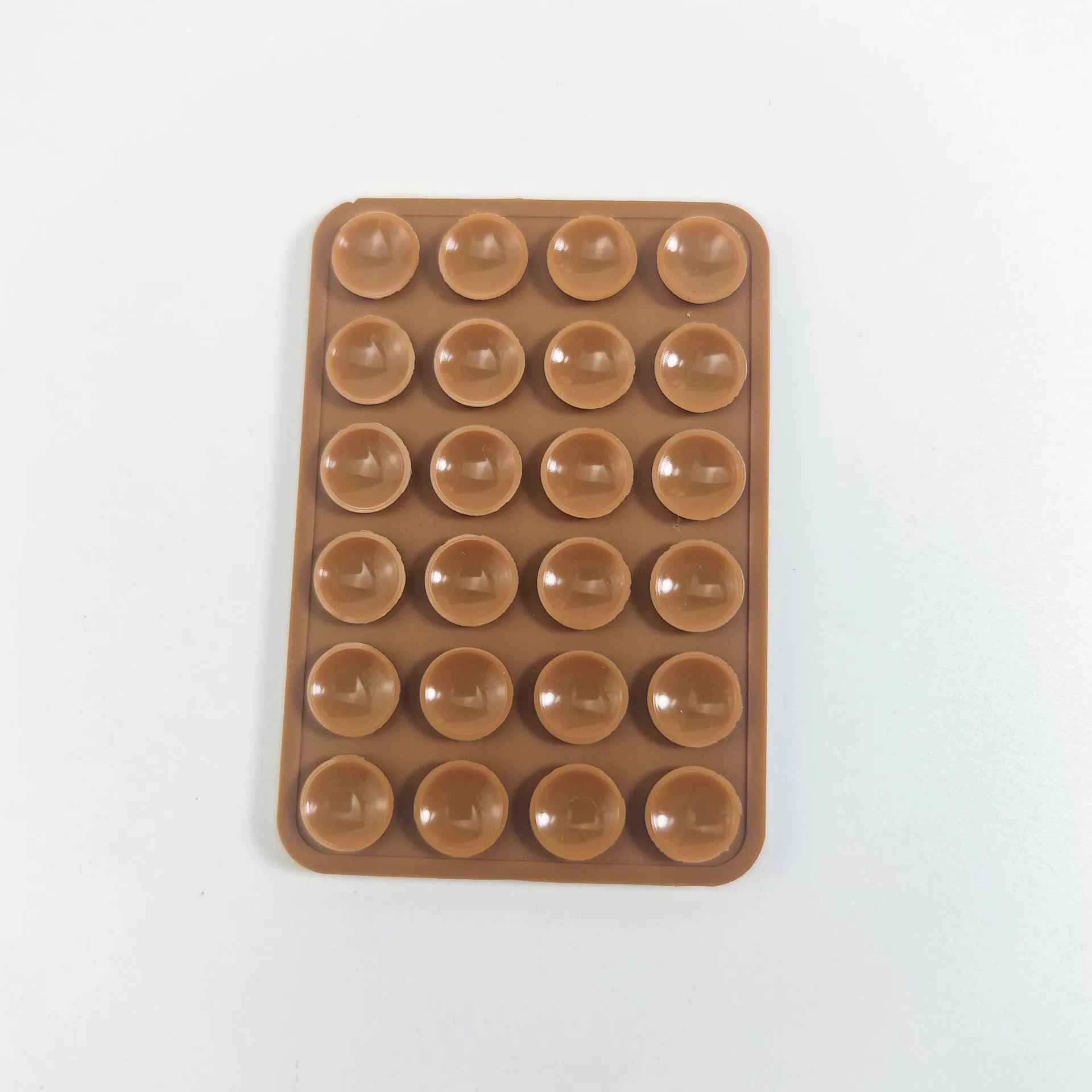 Double-sided silicone suction pads, food-grade, 24- and 40-capsule sizes, ~10 g each
