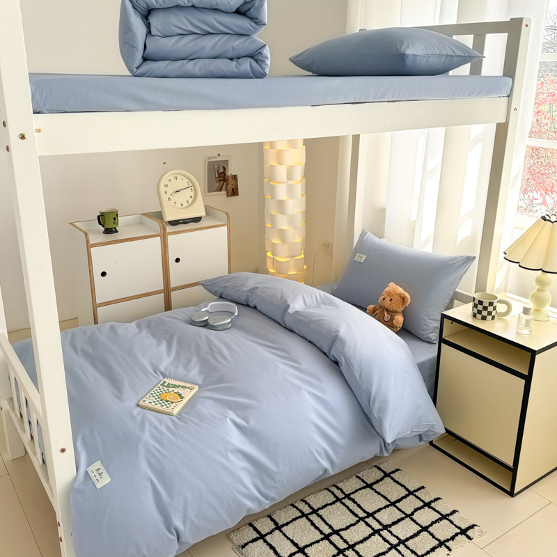 Verano de algodón simple cama de estudiante traje de tres piezas de algodón 2025 nuevo dormitorio individual funda de edredón traje de cuatro piezas