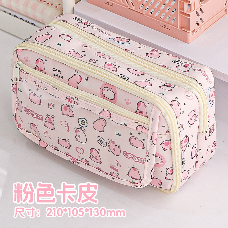 パンダは新型の雪の子猫をひっくり返して透明に蓋をします。|undefined