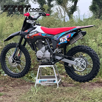 Motosikletlər Mountain High Race Off-Road Motorcycle