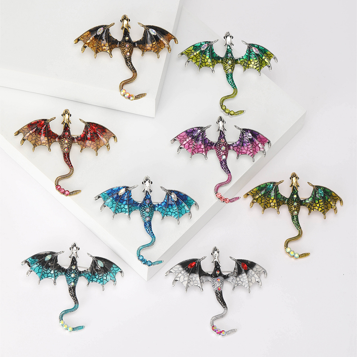 21g Weight Artificial Rhinestones Inlay Material Brooches Classification Banquet, Party, Street Occasion Alloy Material Animal Pattern Women's Gender Enamel Design Casual Style Casual Pin Animal Alloy Enamel Artificial Rhinestones Women's Brooches 无
