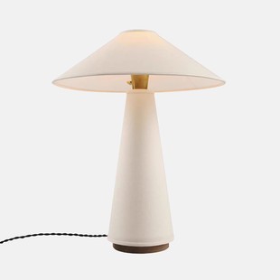 American-Style Bedside Table Lamp, Homestay Ins Fabric Living Room Modern Minimalist Designer Model Room Decoration Bedroom Table Lamp