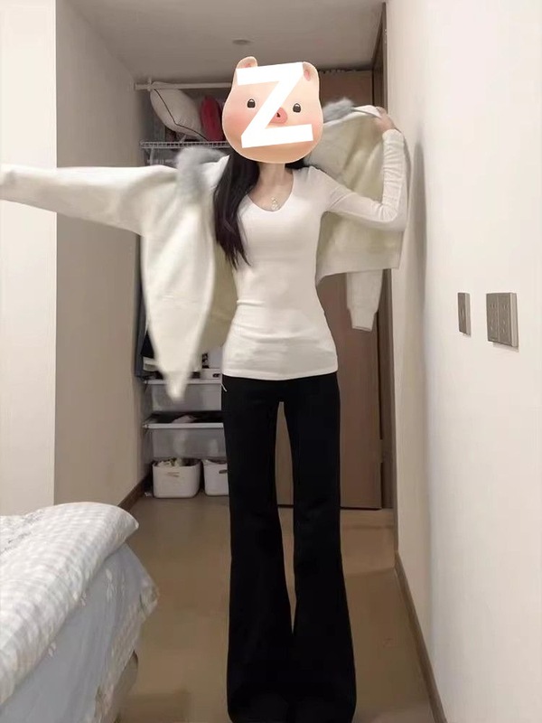 白色v领长袖t恤女秋冬基础款内搭修身打底衫春季百搭上衣学生潮流|undefined