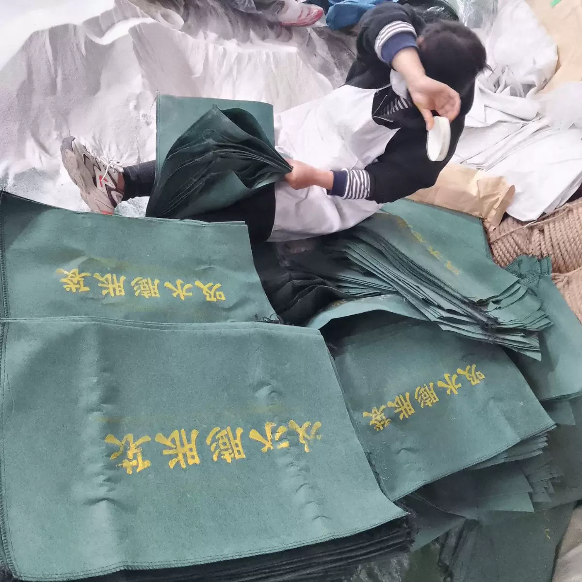 防汛吸水膨胀袋 帆布防洪专用沙袋包 挡水神器 消防免装沙40*60