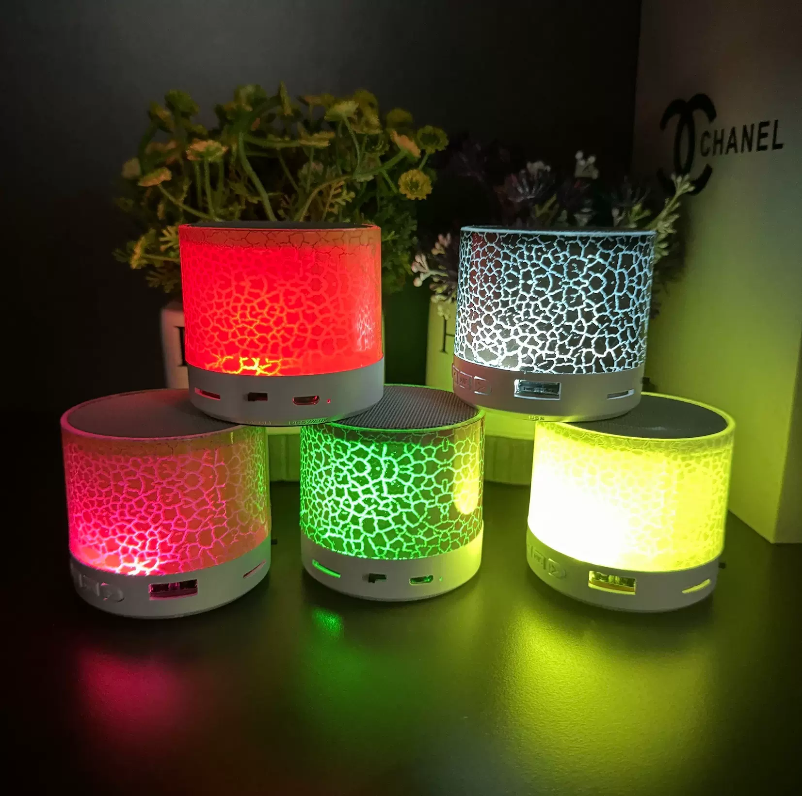 大裂纹迷你蓝牙音响发光彩灯插卡无线小音箱倡议促销礼品低音炮