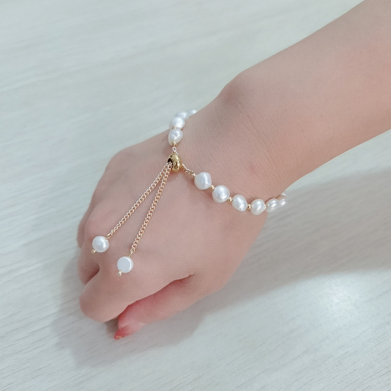 Basic Semicircle Pearl Handmade Bracelets 1 Piece