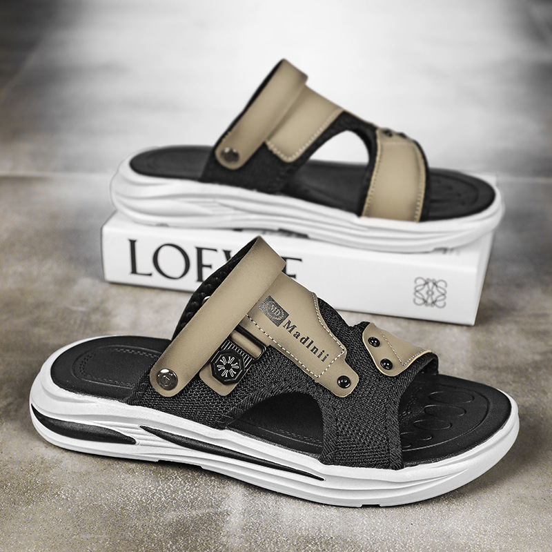 Beach Slippers for Men, Summer Outer Wear, Home Bathroom Bathing, Non-Slip Thick-Soled Sports Driving Sandals for Men