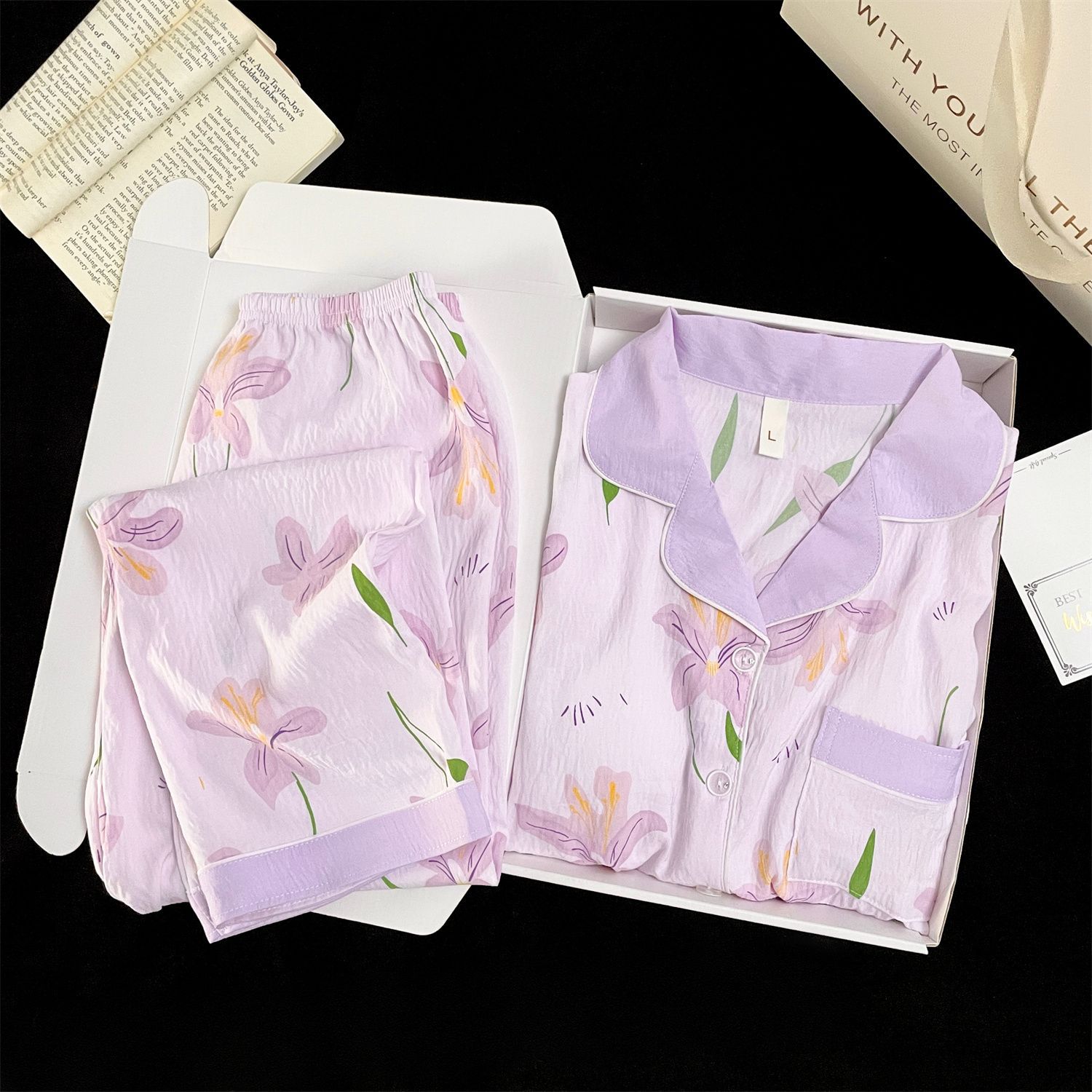 Cárdigan de solapa de otoño al por mayor transfronterizo, cómodo cinturón de algodón de nube, almohadilla para el pecho, pijamas, pantalones casuales de manga larga para mujer, servicio a domicilio