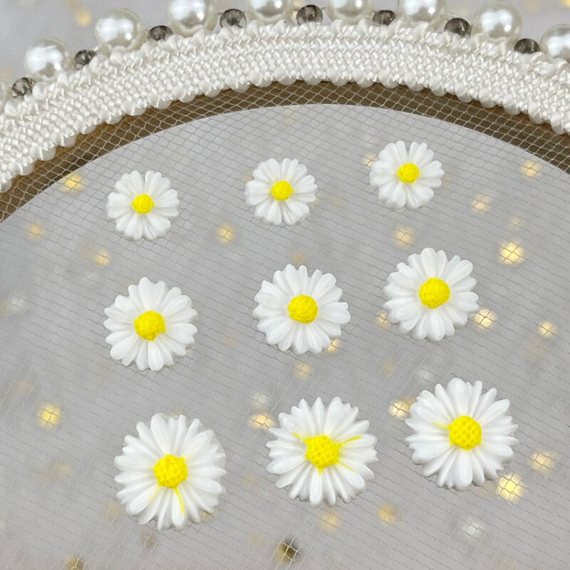 White Daisy Nail Art Accessories, Luminous 3D 8/12/13mm Resin Flowers, DIY Earrings, Phone Case Decorations