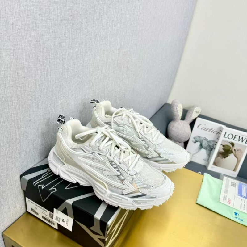 High-End Quality Three-Arrow 2024 New Model Tech-Inspired Functional Mesh Men's and Women's Thick-Soled Sports Casual Running Shoes High-End Quality Three-Arrow 2024 New Model Tech-Inspired Functional Mesh Men's and Women's Thick-Soled Sports Casual Running Shoes