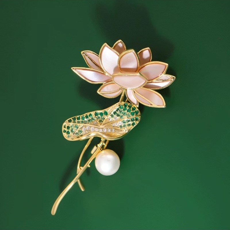 Japanese and Korean style fashionable elegant lotus leaf flower brooch creative enamel oil painting style clothing pin sweater cardigan accessories